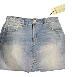 Highway Mini light wash denim skirt 5/6